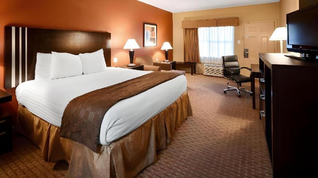 Americas Best Value Inn Monroe Exterior photo