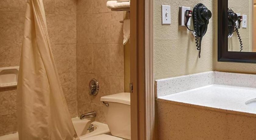 Americas Best Value Inn Monroe Exterior photo